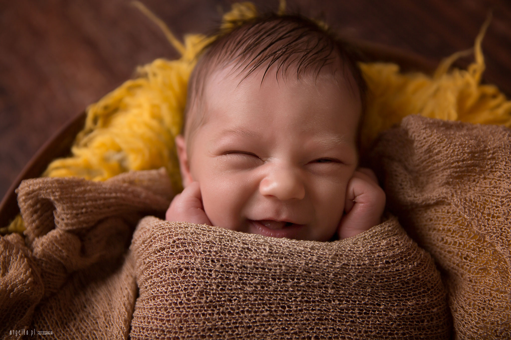 usmiech noworodka