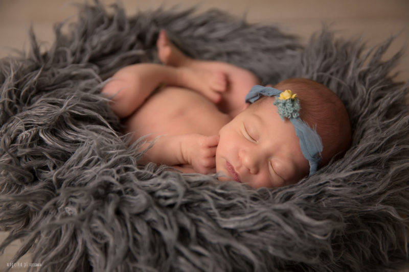 10 dniowa Marysia sesja noworodkowa z Warszawy